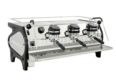 La Marzocco Strada 3-group AV Coffee Machine